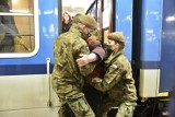 Tak dolnośląscy żołnierze WOT pomagają uchodźcom z Ukrainy. Wzruszające momenty [ZOBACZ ZDJĘCIA]