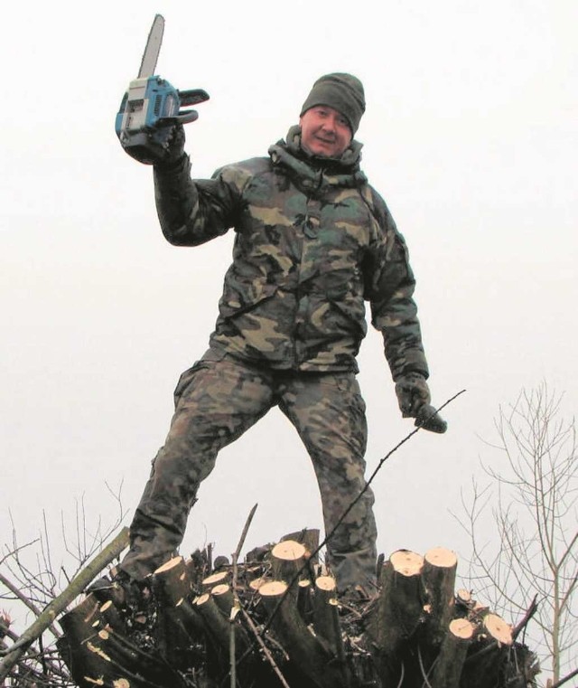 Ornitolog Ireneusz Kaługa co roku bierze udział w akcji