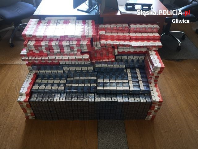 Policja znalazła 37 tys. sztuk papierosów bez polskich...