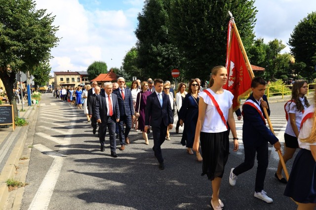 Wojewódzka inauguracja roku szkolnego 2023/2024 we Włoszczowie. Więcej na następnych zdjęciach >>>