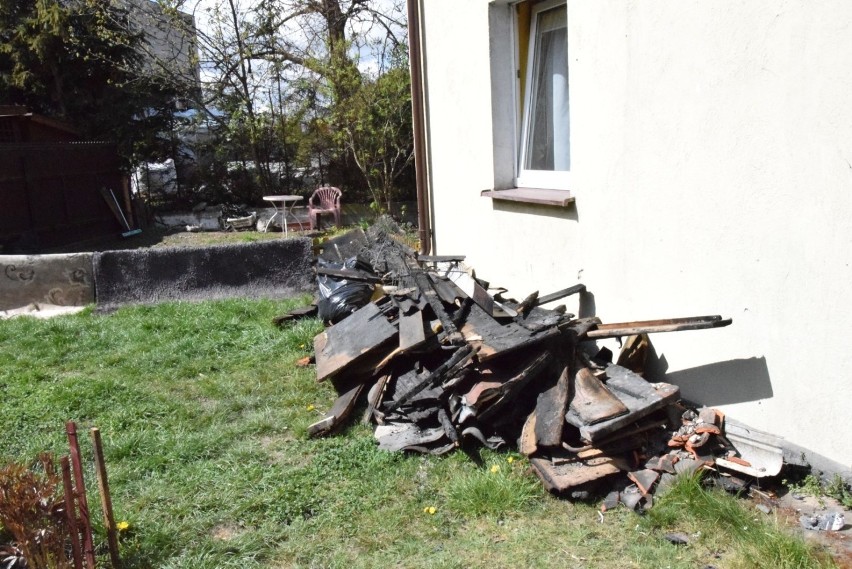 Pomoc dla pani Lidii. Pożar zniszczył dom 71-latki w Pruszczu Gdańskim. Przyjaciele organizują zbiórkę. Też możesz pomóc
