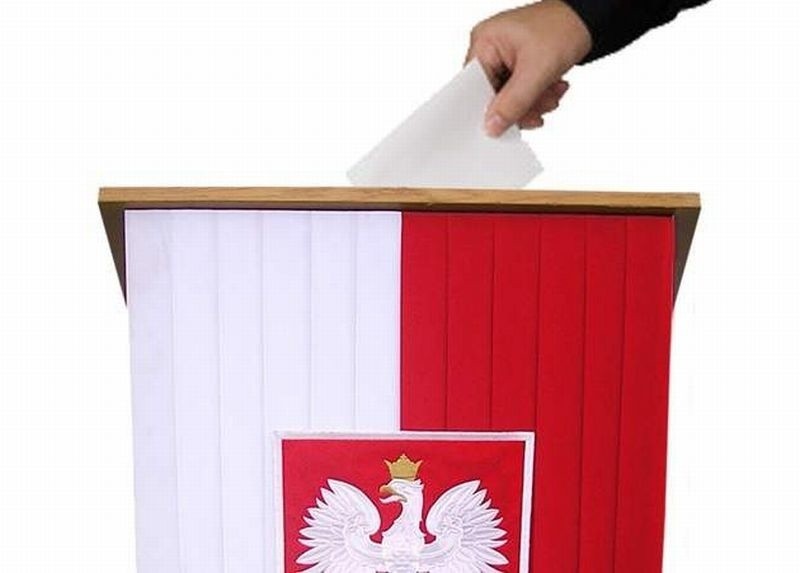 Wybory samorządowe 2014: wyniki w Jędrzejowie, na burmistrza i do Rady Miasta. Wygrał Marcin Piszczek