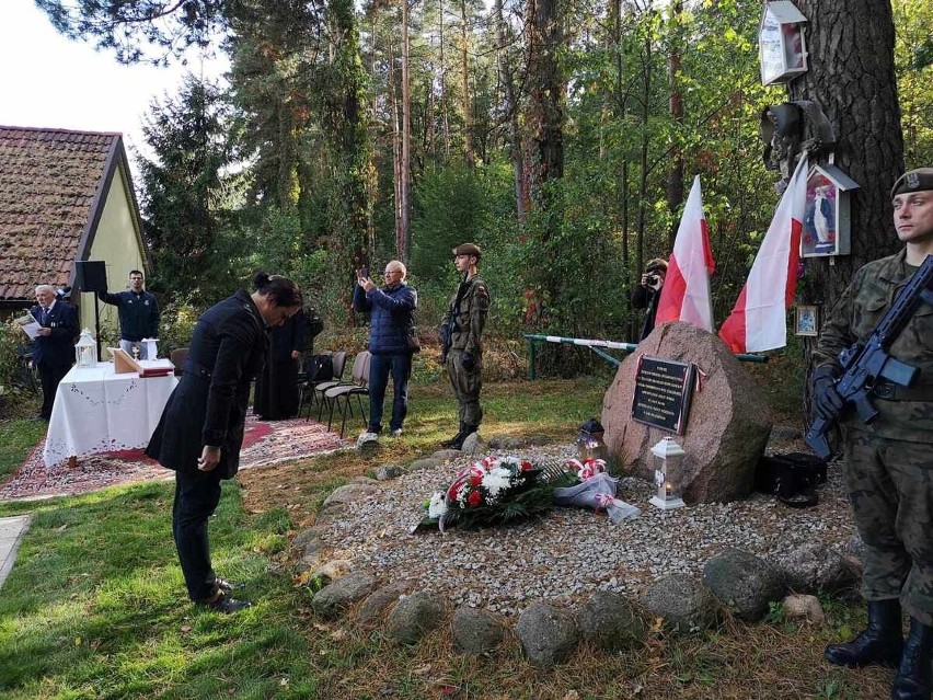Uroczystości w Olmontach w 77. rocznicę mordu na żołnierzach podziemia niepodległościowego