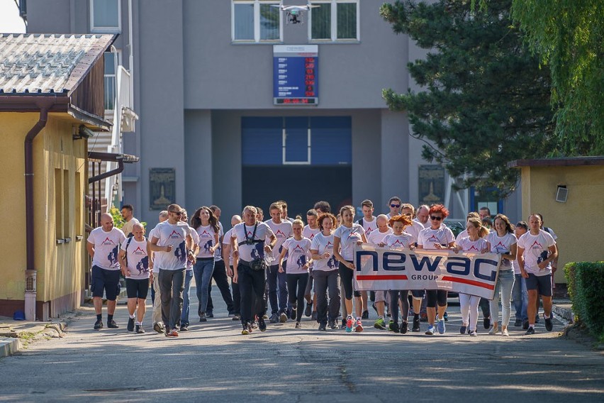 Pracownicy firmy NEWAG wspólnie zdobędą Koronę Polski