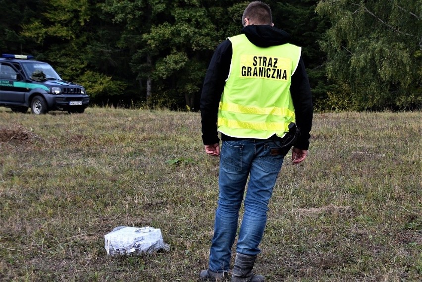 Dronem przemycili z Ukrainy do Polski tysiąc paczek...