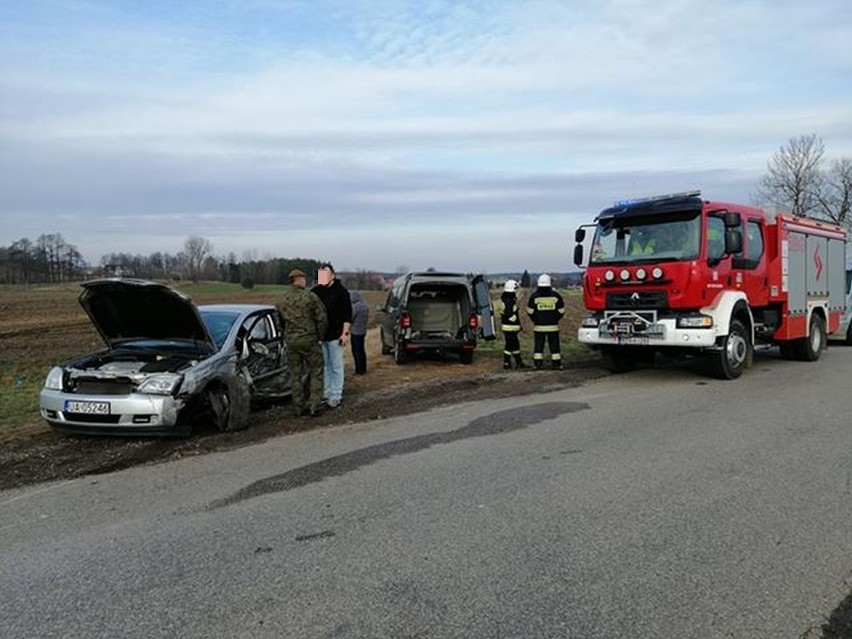 Opel vectra zderzył się w Rutkach-Kossakach z volkswagenem...