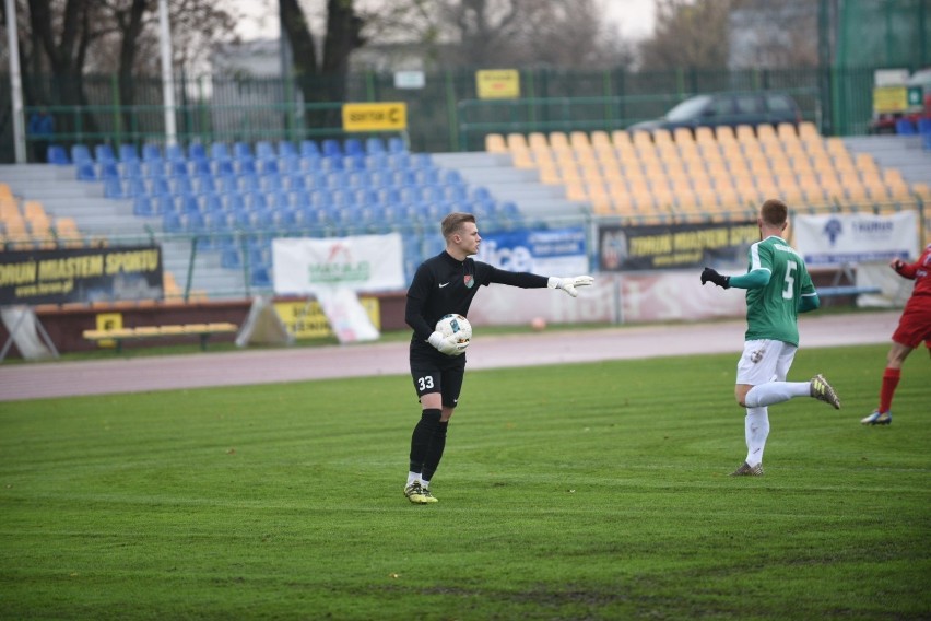 Pomorzanin Toruń - Kujawianka Izbica Kujawska 4:0. Bramki...