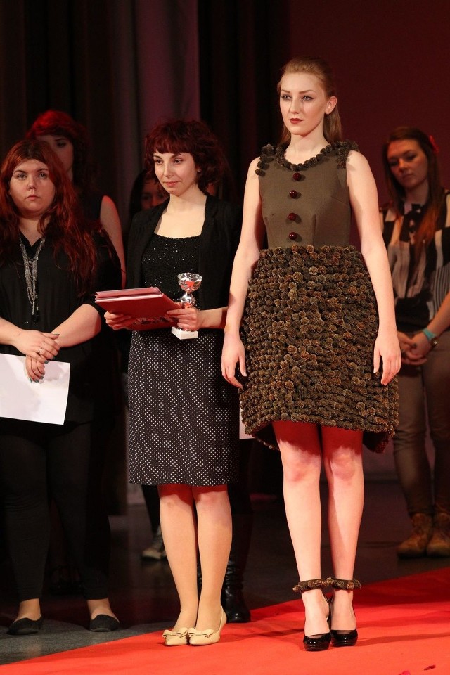 Katarzyna Kuca ze Skarżyska-Kamiennej wygrała IV edycję Young Fashion Day w Kielcach.