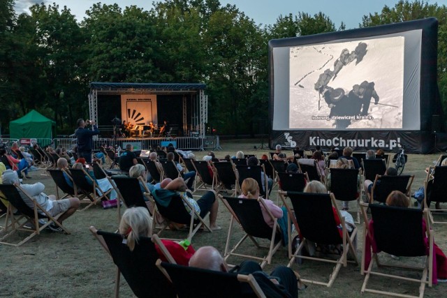 Letnie przeglądy pod chmurką i w salach kinowych