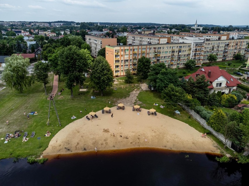 Plaża w Wasilkowie w lipcu 2021 roku.
