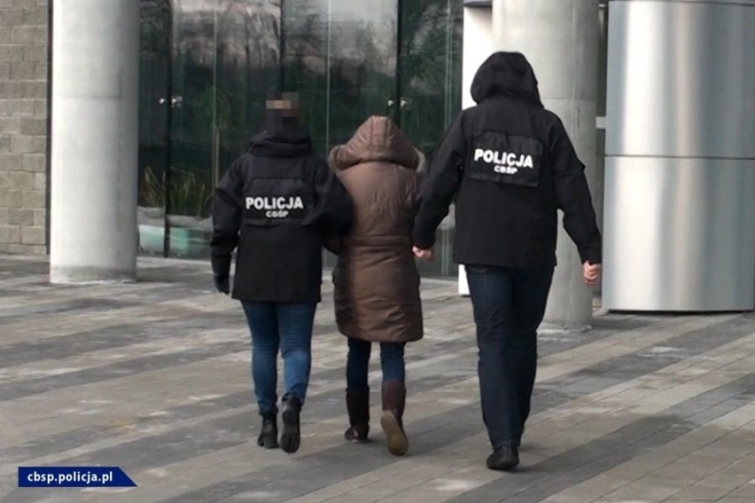Policjanci CBŚP wspólnie z Prokuraturą Krajową z Rzeszowa zlikwidowali trzy agencje towarzyskie [ZDJĘCIA, WIDEO]