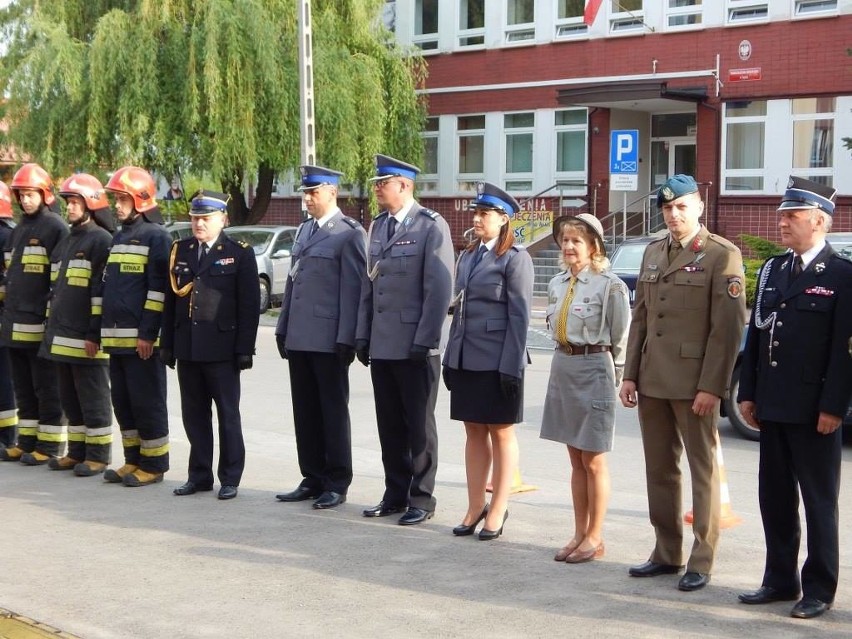 Dzień Flagi 2018 przed komendą straży pożarnej w Lipsku.