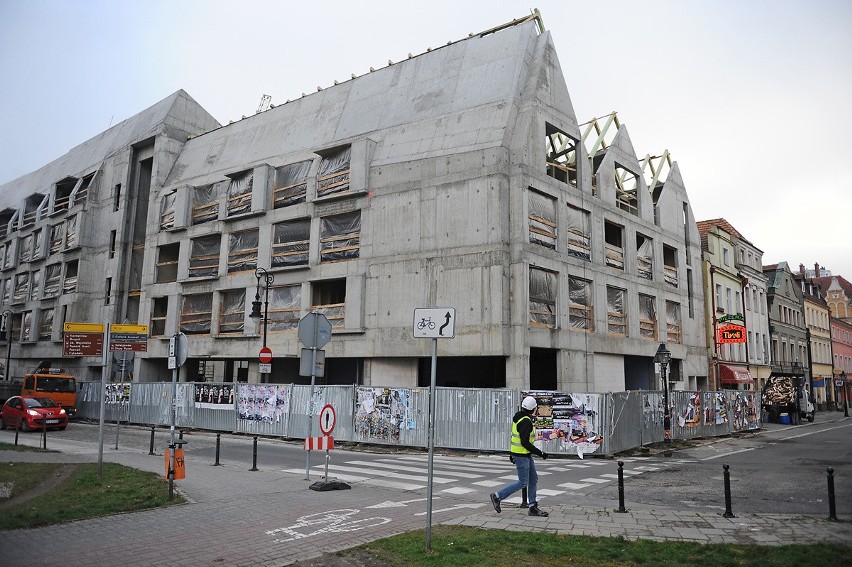 Puro Hotel rośnie przy ulicy Stawnej w Poznaniu