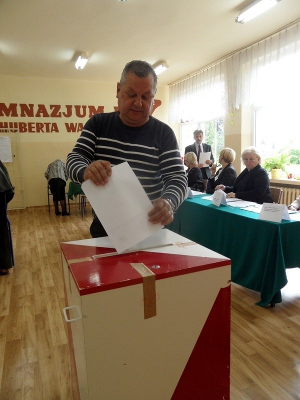 Wybory prezydenckie 2015 w Częstochowie przebiegają bez...