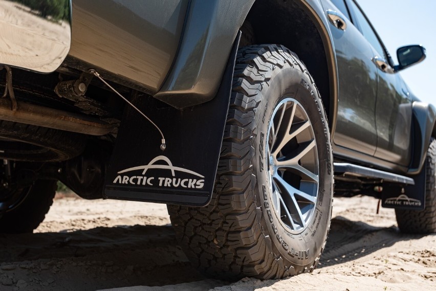 Toyota Hilux Arctic Trucks...