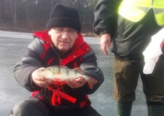 Podlodowe zawody na Rejowie. Okonie nieźle brały