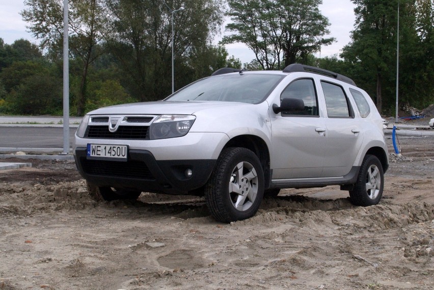 Szefowie koncernu Renault po dokładnych badaniach rynku i...