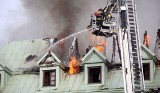 Pałac Odrowążów po pożarze w fatalnym stanie (zdjęcia)