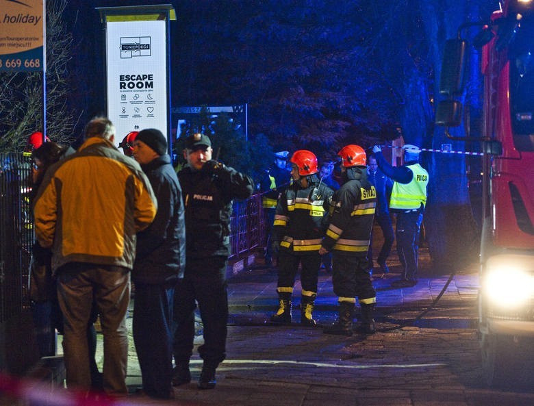 Tragiczny pożar w escapie roomie w Koszalinie [4.01.2019] Wielki dramat w Koszalinie. Mieszkańcy łączą się w bólu