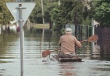 Kuźnia Raciborska: 150 m wału uratuje przed powodzią ZDJĘCIA