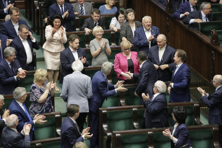 Sejm: Nowi parlamentarzyści złożyli ślubowanie poselskie....