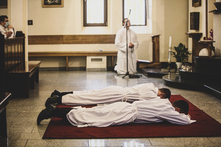Święcenia diakonatu w trzech parafiach archidiecezji...