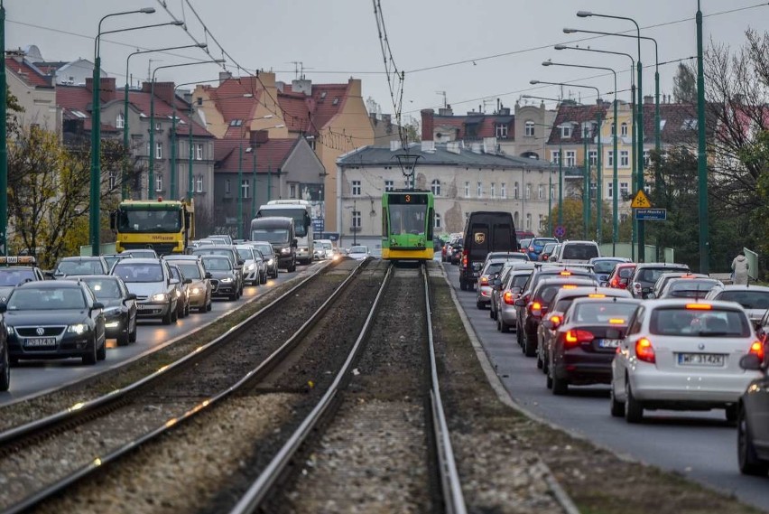 Poznaniacy są przywiązani do samochodów