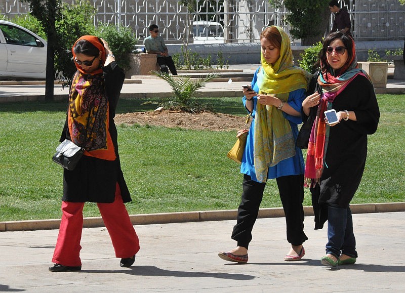 Iran. Sziraz - miasto poetów, ogrodów i pięknych kobiet