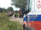 Wypadek w gminie Będzino. Uderzył w wyprzedzający go pojazd