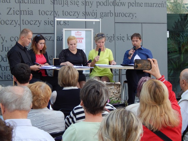Narodowe Czytanie "Lalki" w Opolu.