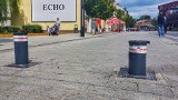 Chciał wjechać na rynek w Jaworznie. Uderzył w automatyczny słupek 