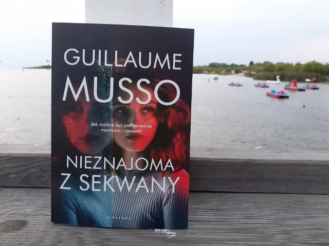 Guillaume Musso, „Nieznajoma z Sekwany, Wydawnictwo Albatros, Warszawa 2022, stron 350