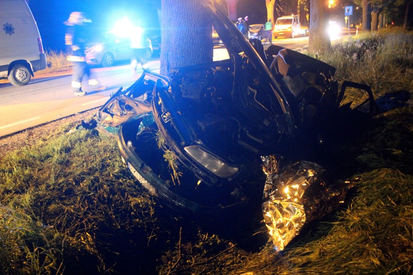 Śmiertelny wypadek w Żychlinie. Zginęło troje młodych ludzi