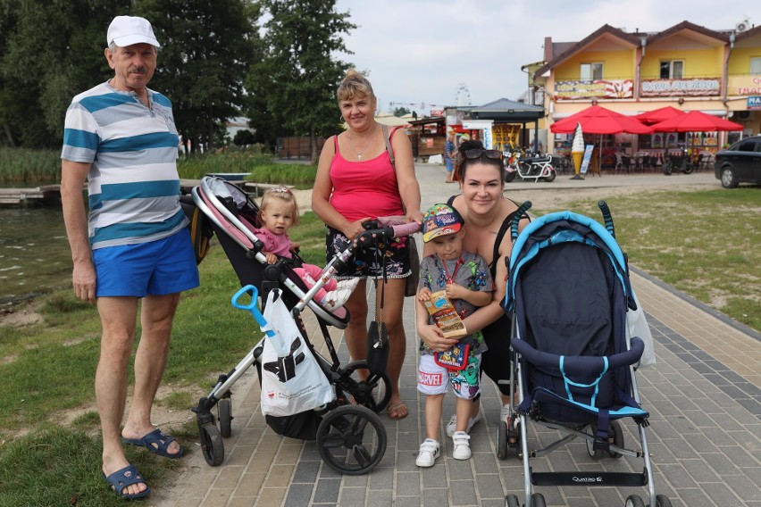 Wypoczynek nad Jeziorem Białym. Ostatnie kąpiele przed końcem lata?