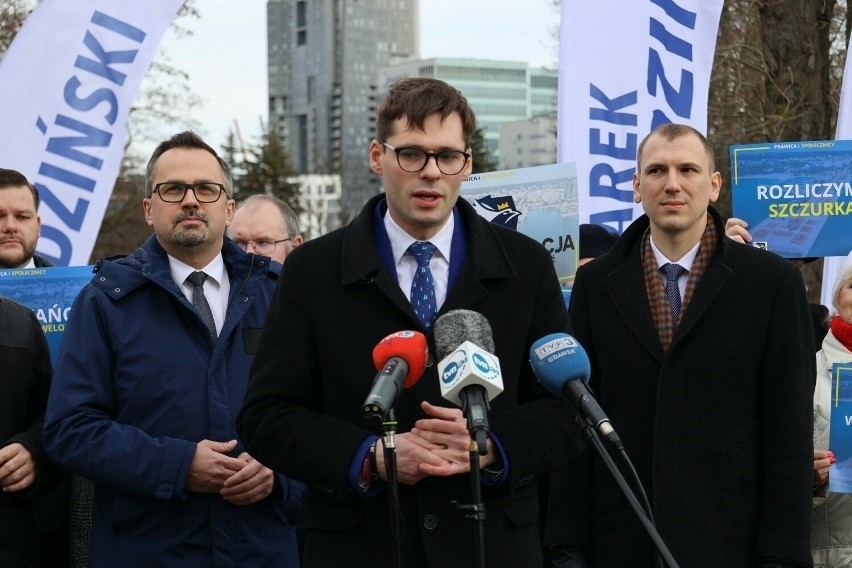 Marek Dudziński (w środku), kandydat PiS-u na prezydenta...