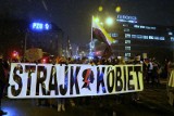 Najnowszy sondaż. Ponad 60 proc. Polaków popiera protesty przeciwko wyrokowi Trybunału Konstytucyjnego w sprawie aborcji 