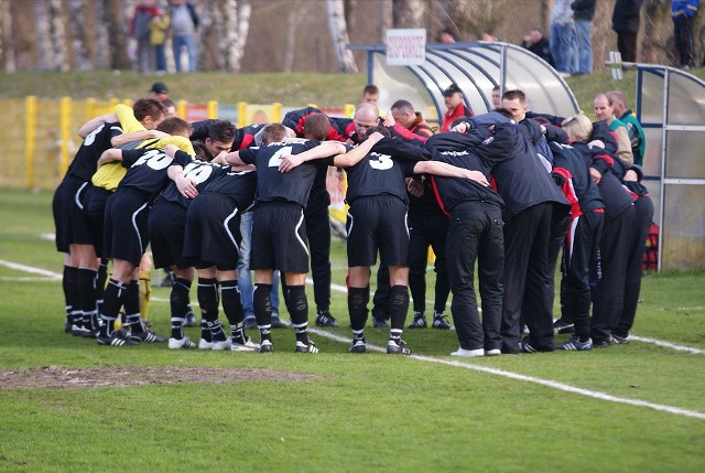 Mecz na stadionie Miejskiego Ośrodka Sportu i Rekreacji przy ul. Mickiewicza w Bytowie zacznie się w sobotę (2 października) o godz. 16