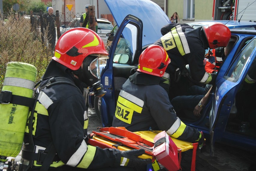 Wypadek wojskowego posłańca we Włoszczowie – ostre ćwiczenia w mieście (ZDJĘCIA)