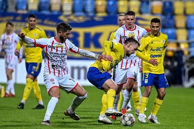 Po rozbiciu 4:0 Resovii Arka Gdynia już 13 marca zagra kolejny mecz u siebie. Przeciwnikiem będzie Górnik Łęczna. W jakim składzie wystąpią żółto-niebiescy?