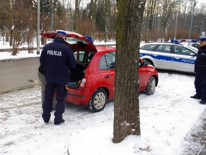 Funkcjonariusze Wydziału Ruchu Drogowego Komendy Miejskiej...