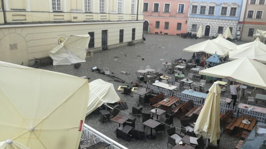 Chwila deszczu i porywisty wiatr w Lublinie. Na Starym Mieście chaos i bałagan (ZDJĘCIA)