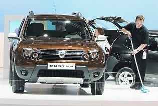 Dacia duster jest jednym z przebojów targów w Lipsku. Auto w Niemczech ma kosztować od 11.990 euro a więc nieco więcej niż w Polsce.