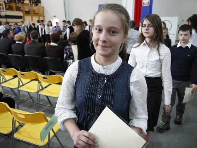 Specjalne wyróżnieni zostali wczoraj uczniowie, którzy zdobyli laury w kilku olimpiadach. Wśród nich jest Zuzanna Borowska.