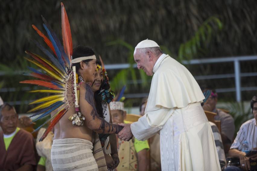 Pielgrzymka papieża do Peru. Franciszek stanął w obronie tubylczych plemion Harakbut, Esse-ejas, Shipibos, Ashaninkas i Juni Kuin [ZDJĘCIA]