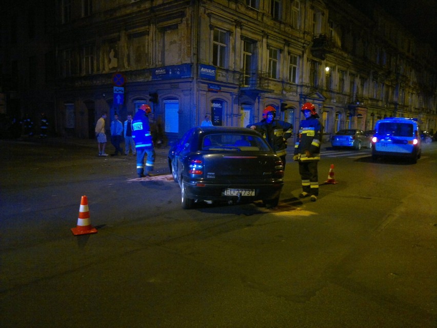 Groźny wypadek na Wólczańskiej. Land rover wylądował na boku! [FILM, zdjęcia]