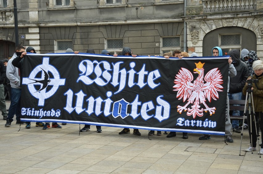 Tarnów. Protest przeciwko przyjęciu uchodźców