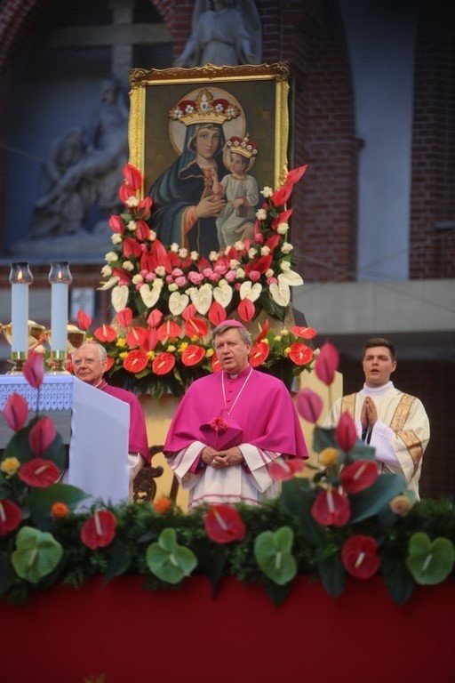 Pielgrzymka do Piekar Śląskich z prezydentem Andrzejem Dudą