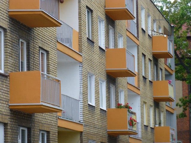 Ubezpieczenie domów i mieszkańUbezpieczenie domów i mieszkań nie jest obowiązkowe, ale zalecane.