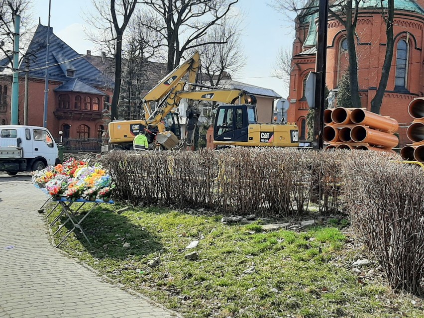 W Bytomiu trwają prace na ul. Frycza-Modrzewskiego....