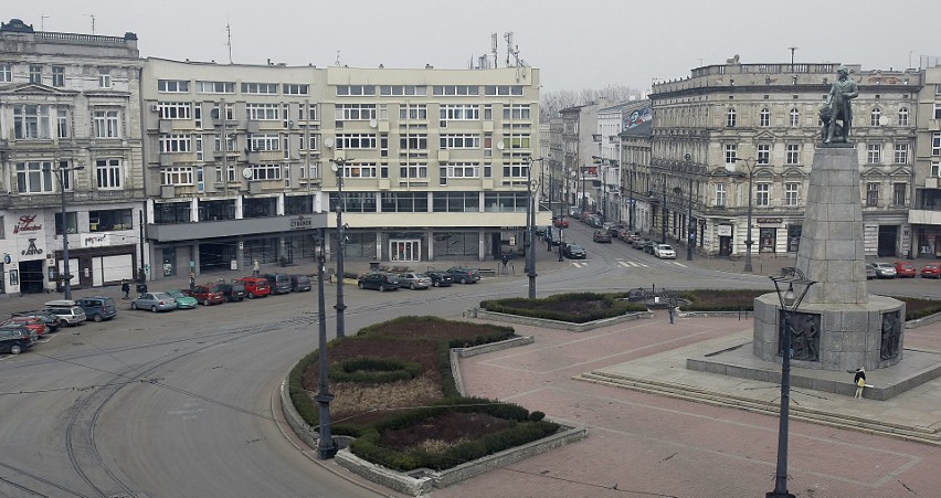 Tramwaje i autobusy znikną na dwa lata z placu Wolności